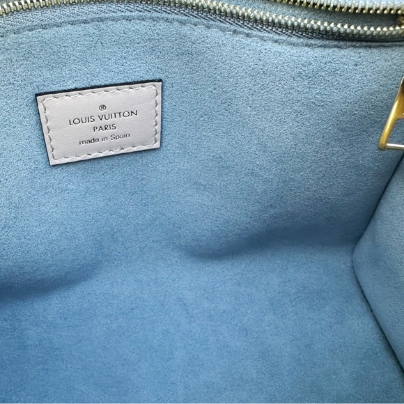 Authentic👍Louis Vuitton On My Side PM Greige Brown Monogram Small Satchel - Picture 5 of 13